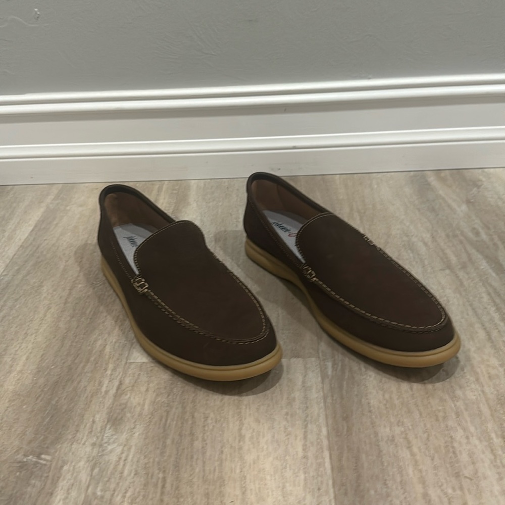 NWOT Men’s Johnnie-O Loafer